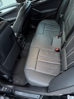 BMW 530e. 215 kW . 140000 km. - 14