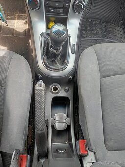 Chevrolet Cruze 2.0 - 14