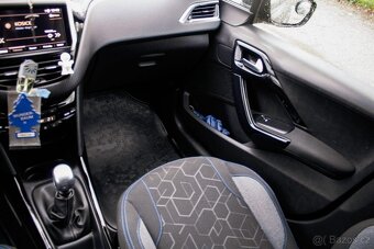 Peugeot 2008 1.2 PureTech 110 E6d-ISC GT Line - 14