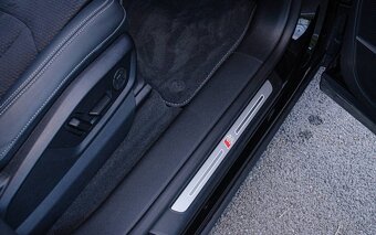 Audi Q8 3.0TDI Quattro Sline Black Optik Odpočet DPH - 14