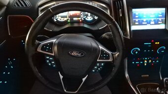 Ford Galaxy 4X4 6st. manuál 8/2019 132Kw 7 míst - 14