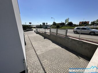 Prodej rodinného domu 4+kk, dvojgaráž, 2x terasa, ul. Suchoh - 14