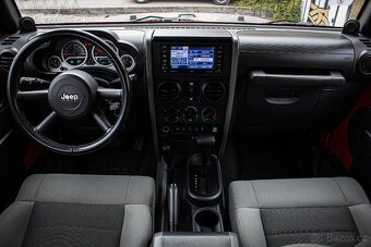 Jeep Wrangler 2.8 CRD Unlimited, 1.majiteľ, SK-auto, nelak - 14