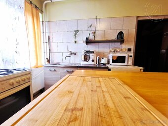 Rodinný dům v centru Staňkova s investičním potenciálem - 14