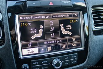 Vw Volkswagen Touareg 3.0 TDI webasto, panorama, nová STK - 14