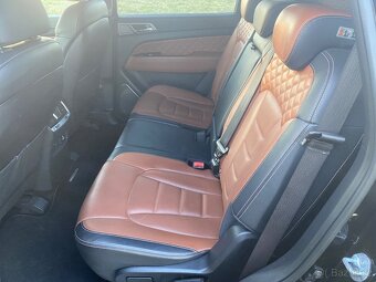 SsangYong Rexton 2.2d 132 kW kup ČR 05/2019 PREMIUM - 14