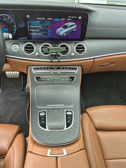 Mercedes E 300de 4M AMG - 14