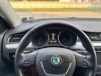 Škoda Superb 2.0TDI DSG 2011 ELEGANCE - 14