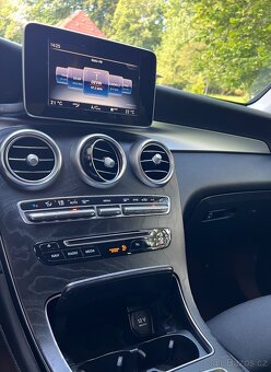 Mercedes-Benz GLC220d/4matic/2017 - 14