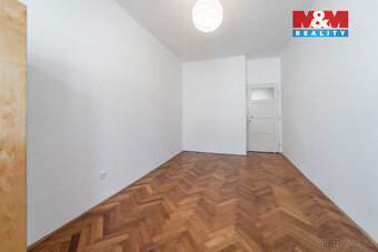 Prodej bytu 2+1, 80 m², Praha 5 - Smíchov, ul. Moulíkova - 14