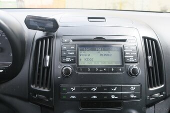 HYUNDAI I30 SW 1.6 16V, KLIMA, TAŽNÉ - 14