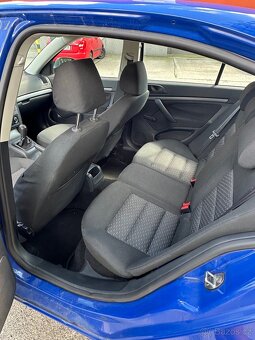 Škoda Octavia II 1.6 TDI - 14