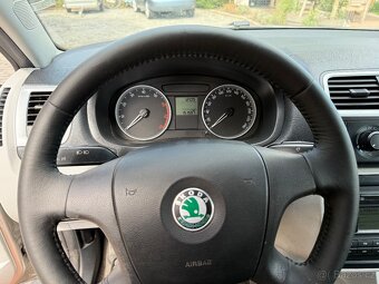 ŠKODA ROOMSTER 2007 1.4i 16v STYLE - 14