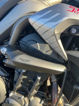 Triumph street triple 765 RS 2022 - 14