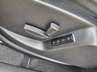 Ford Galaxy 2,0 TDCI Titanium, 120 kW rok 2012 - 14