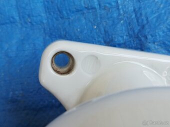 Porcelánová část osvětlení - 14