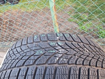 225/55/16 Zimní Alu kola Originál BMW 5x120 - 14