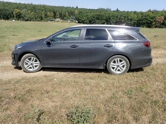 Kia Ceed SW 1,6CRDi 100kw ,Exclusive,11/2018 ČR - 14