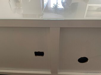 TV stolek BESTA Ikea - 14