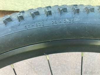 Horské kolo Kilimanjaro Carbon 29 LTD - vel. 29 - 14