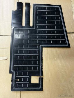 Gumová rohož Zetor 5511, 5611, 5711, 5745, 6711, 6745 ,6911. - 14