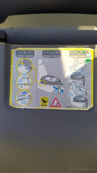 Autosedačky zn. Maxi-Cosi, vč. základny - 14