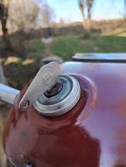 Prodám kompletní předek motocyklu kývačka jawa 250 / 353 - 14