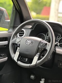 Toyota Tundra 5.7 - 14