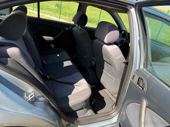 Škoda Octavia 1.6 74kw BEZ STK - 14