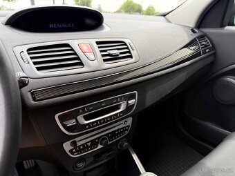 Renault Megane 1.6i 74 kw / 2011 - 14