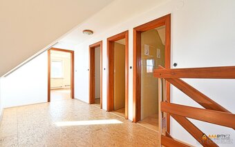 Rodinný dům 5+1 po rekonstrukci - 14