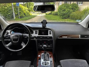 Audi A6 4.2 V8 FSI Quattro 257kW Facelift 4x4 Kůže Navi BOSE - 14