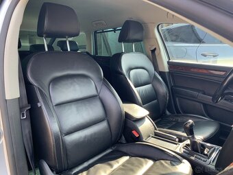 Škoda Superb combi 2.0 TDI Elegance r.v.2010 - 14