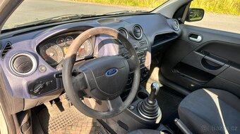 Prodám Ford Fiesta 1.3i - 14