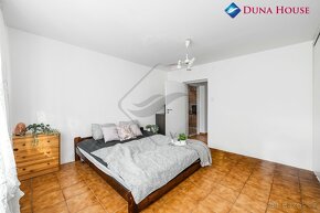 Prodej rodinného domu 192 m², pozemek 430 m², Praha 8 - 14