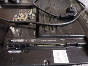 TELEVIZE LG + DRŽÁK NA ZEĎ + OVLADAČ - HEZKÝ STAV - PC 8000 - 14