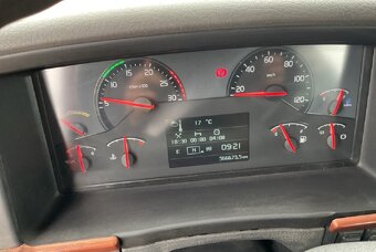 Volvo FM420 6x2 nosič kontejneru s hydraulickou rukou - 14