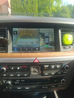 Hyundai Genesis 3.8 GDI HTRAC 4x4 - 14