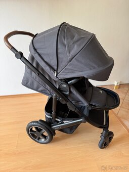 Britax Römer Smile 4 + autosedačka Baby-Safe Core 2023 - 14