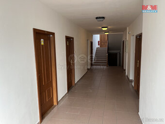 Pronájem kanc. prostoru, 117 m2, Chomutov, ul. Školní - 14