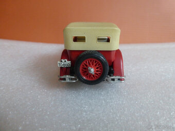 modely aut 1:43 10. - 14