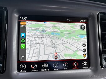 Dodge Challenger V8 5,7 R/T automat - 14