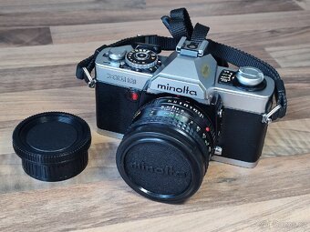 Minolta XG-9 + Rokkor 50/1.4 - 14