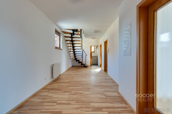 Pronájem bytu 4+kk, 142 m2, ul. Na Sychrově, Praha 10 - Mich - 14