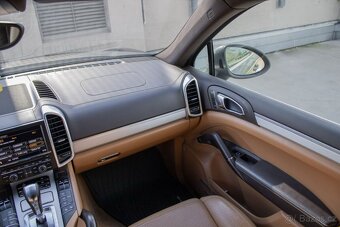 Porsche Cayenne Diesel 245k - 14