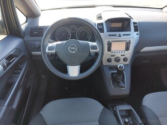 Opel Zafira 1,7 CDTi  7.míst - 14