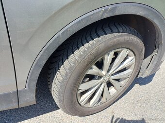 VW Tiguan 5N 2.0 110kW 4x4 automat - 14