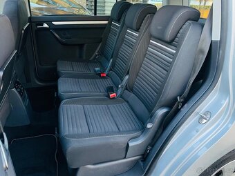 Volkswagen Touran 2.0TDI 103KW MANUÁL LED VÝHŘEV SERVISKA - 14