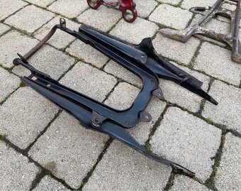 CZ 125 175 250 kyvacka - dily - 14