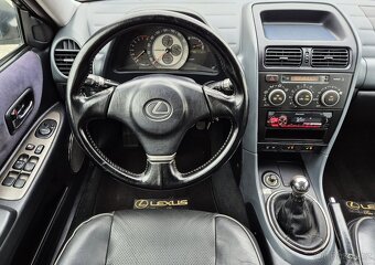 LEXUS IS200 MANUÁL KŮŽE ALU 17 VÝHŘEV PODVOZE BEZ KOROZE - 14